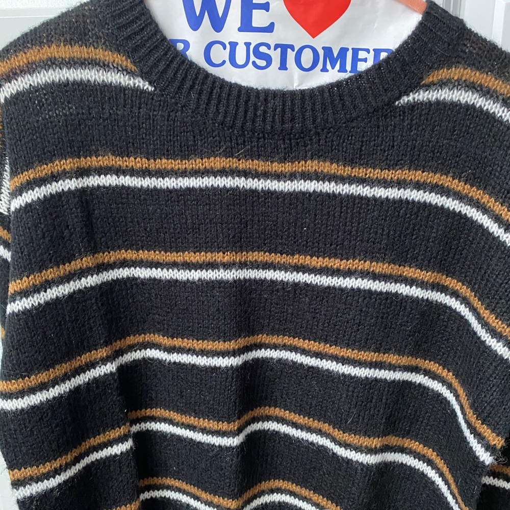 Super Soft & Comfortable Sweater.